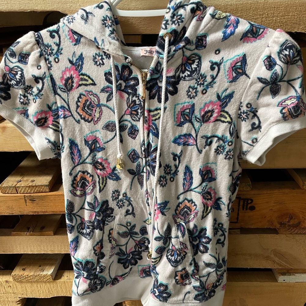 Girls JUICY COUTURE zip cut terry cloth short sleeve style jacket